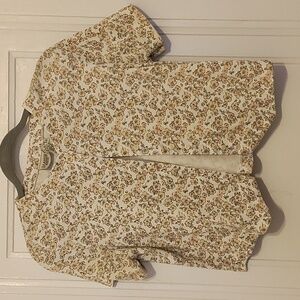 Vintage Classic Elements Floral Button-Up Blouse